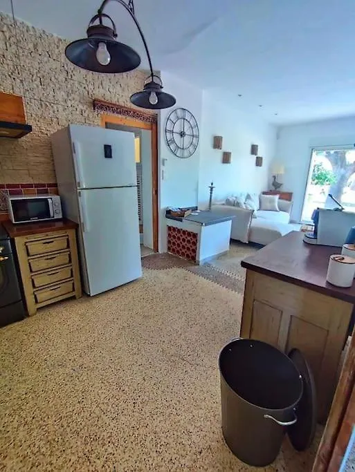 Holiday home Lo Mas Dei Santes Villa Bedarrides France